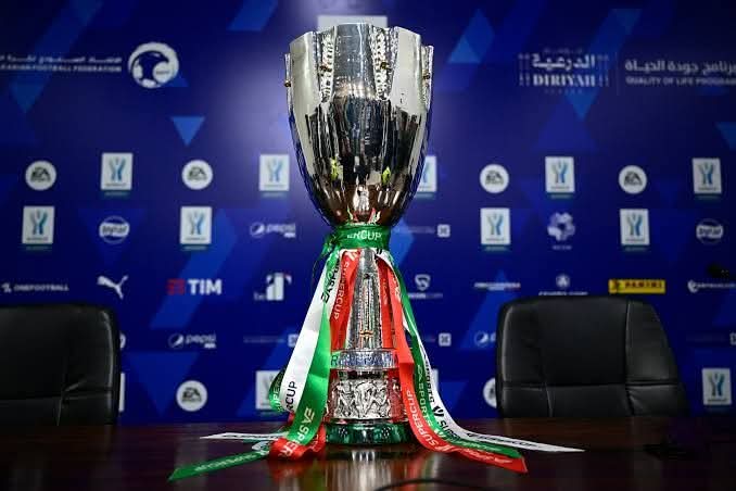 NÁPOLYI VAGY BOLOGNAI 